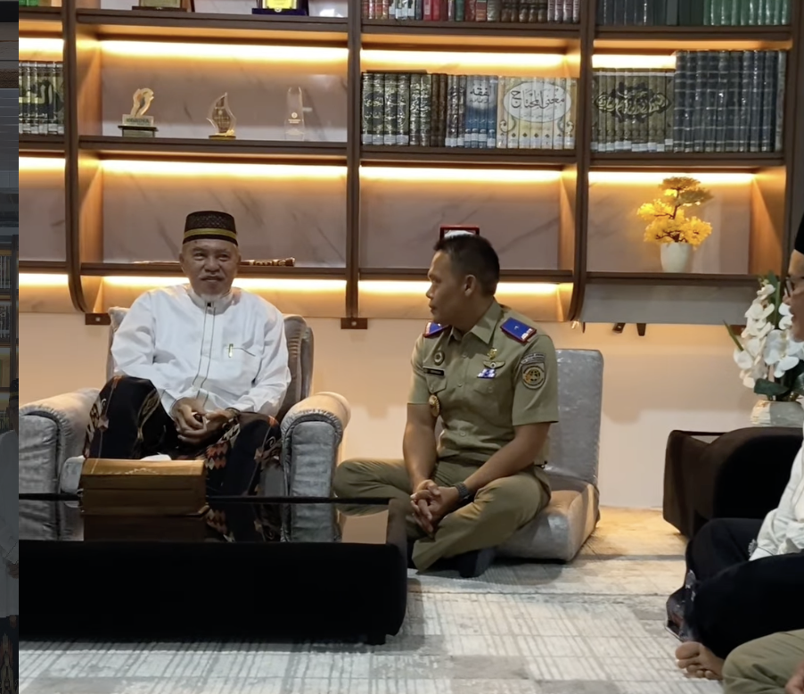 Pererat Silaturahmi dengan Ulama, Kakanwil BPN Aceh Kunjungi Abu Mudi di Dayah MUDI Mesra